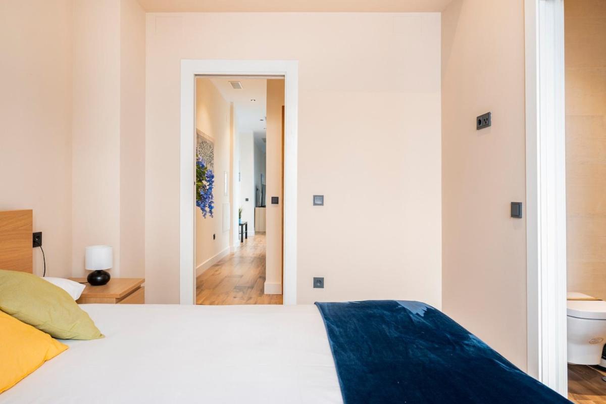 Deluxe Twobedroom Apartment Seville Downtown Екстер'єр фото