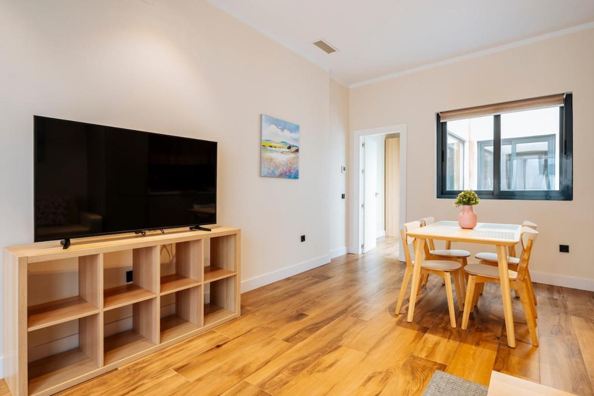 Deluxe Twobedroom Apartment Seville Downtown Екстер'єр фото